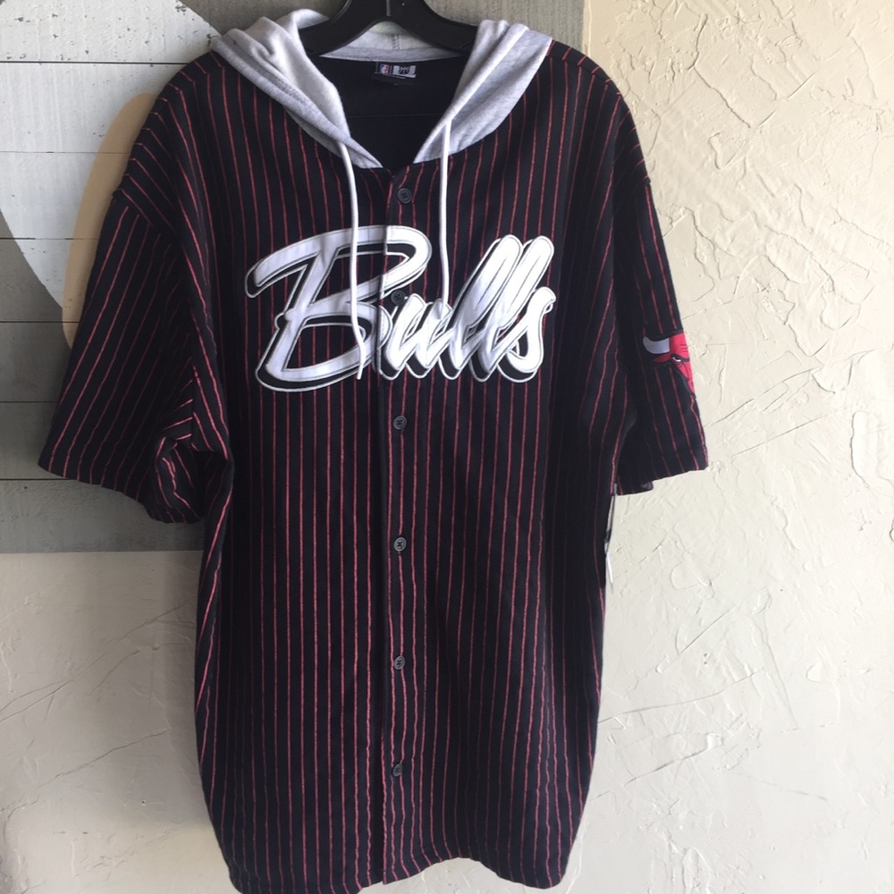 NWT NBA Bulls Hoodie Shirt Sz XL